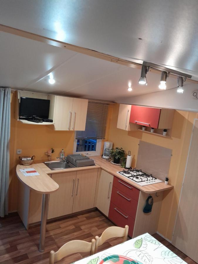 Location Mobil-Home Le Parc Des Roches Saint-Chéron Exterior foto
